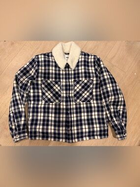 Aritzia Navy and White Plaid Sherpa-Collar Utility Jacket